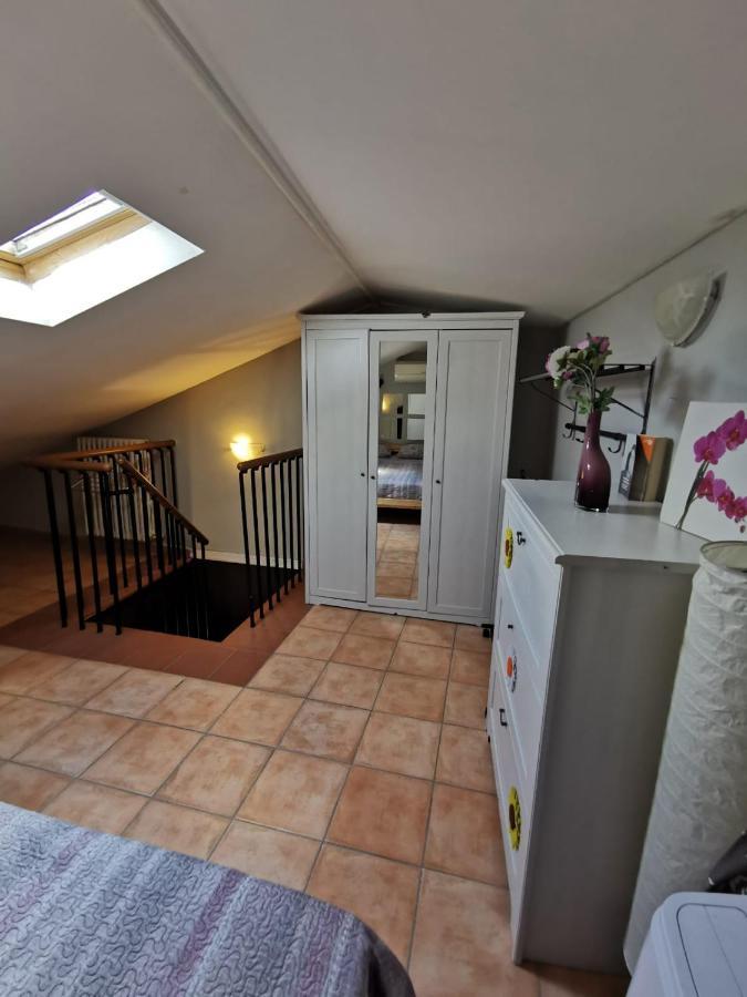 Apartment In The City Center With Self Check-In Parma Exterior photo